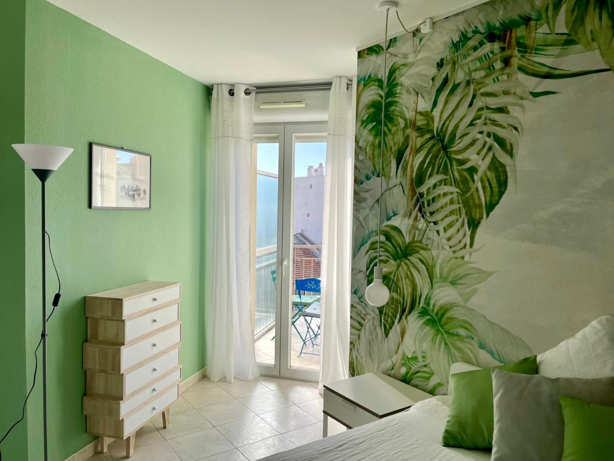 Risso - One Bedroom With Pool, Newly Renovated In Spring 2024 Ніцца Екстер'єр фото
